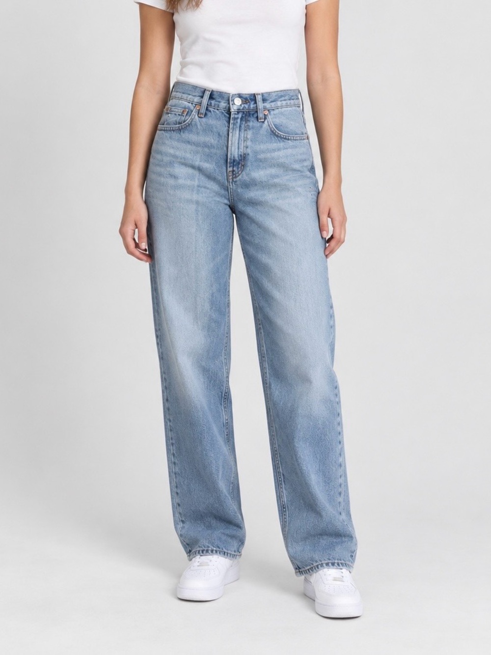 American Eagle Outfitters High-Rise Wide Leg Jeans - Light Blue Denim